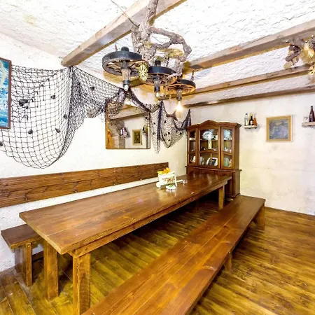 With One In Zadar, With Enclosed Garden And Wifi - 1 Km From T... Zadar